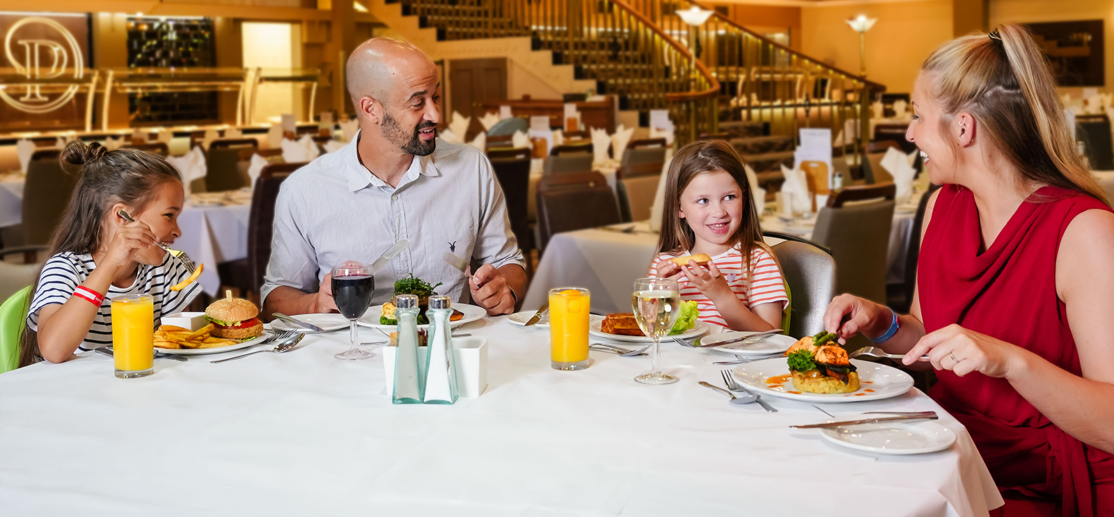 Dining at Potters Resorts