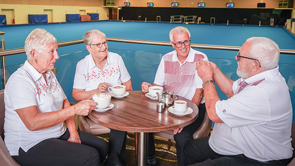 Bowls Breaks at Hopton