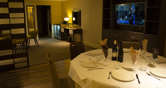 Private Lounge Dining - Potters Resort